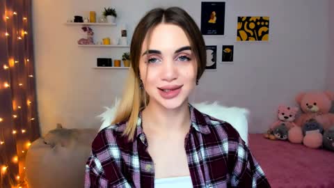 Tessa online show from December 2024 12:25:01 AM