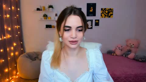 Tessa online show from January 2025 09:53:01 PM