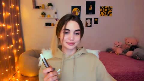 Tessa online show from February 2025 12:53:02 AM