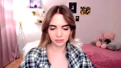 Tessa online show from February 2025 01:13:02 AM