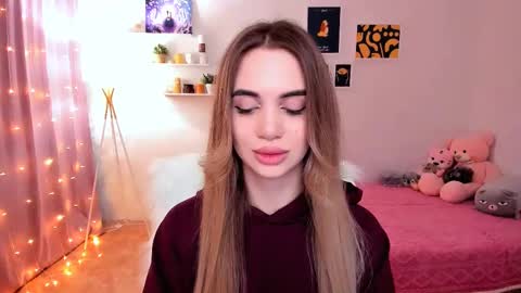 Tessa online show from February 2025 01:05:01 AM