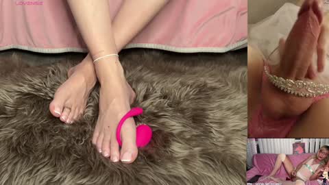 Snapshot of mellowditz chatting on January 2025 04:28:02 AM Melody Day online show from January 2025 04:28:02 AM