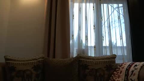 Snapshot of melly_rosey chatting on November 2025 07:19:01 AM Melly online show from November 2025 07:19:01 AM