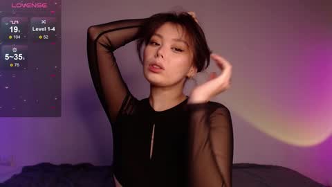 Snapshot of melmean chatting on December 2024 11:07:02 AM Mel online show from December 2024 11:07:02 AM