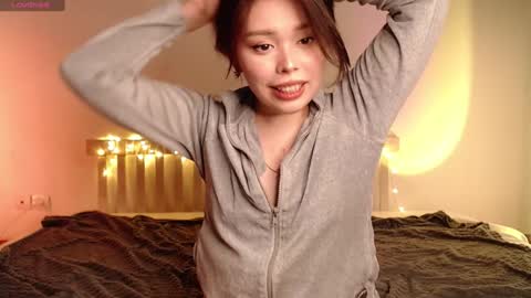 Snapshot of melmean chatting on January 2025 01:51:01 PM Mel online show from January 2025 01:51:01 PM