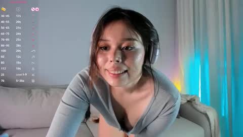 Snapshot of melmean chatting on October 2025 06:17:02 PM Mel online show from October 2025 06:17:02 PM