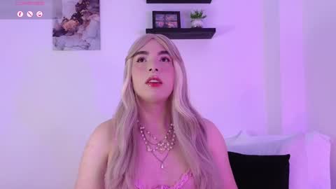 Snapshot of meloddysky chatting on February 2025 12:25:02 PM Meloddy online show from February 2025 12:25:02 PM