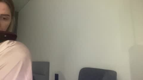 Melodie online show from October 2025 03:56:02 PM