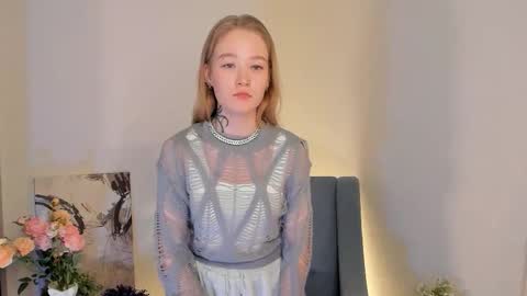 Snapshot of melodievejar chatting on December 2025 05:02:01 AM melodievejar online show from December 2025 05:02:01 AM