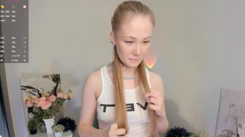 Snapshot of melodievejar chatting on February 2026 04:09:02 AM melodievejar online show from February 2026 04:09:02 AM