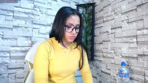 MELODY  HILS online show from January 2025 12:19:02 PM