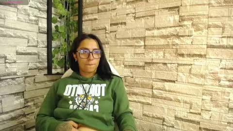 MELODY  HILS online show from February 2025 01:33:01 PM