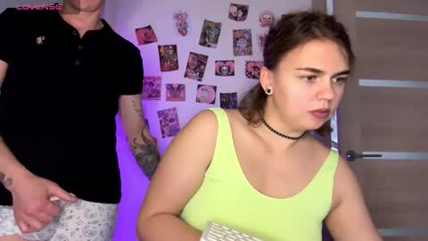 melody_song online show from October 2025 07:21:01 AM