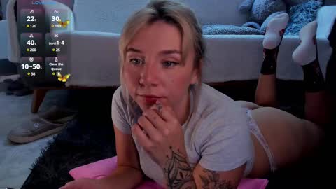 sophia online show from February 2025 07:45:02 PM