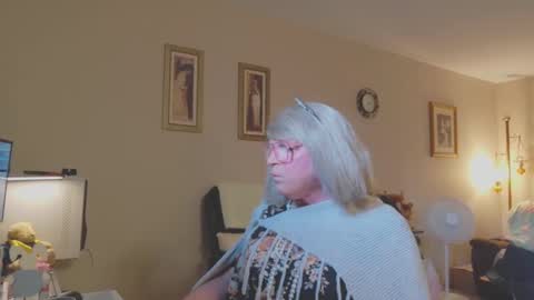 Melody online show from September 2025 01:46:02 PM