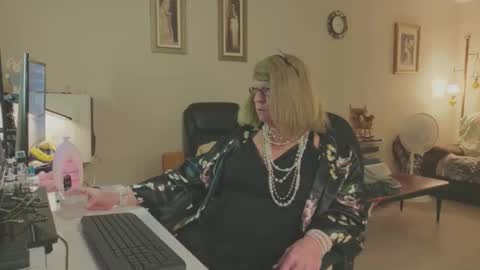 Melody online show from November 2025 02:50:02 PM