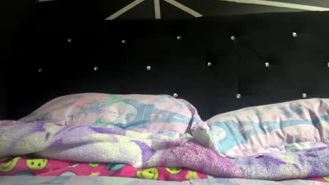 melodysnow online show from December 2025 06:37:02 PM