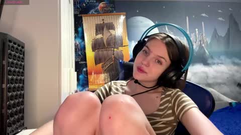 Hi Im Aria 18 years old online show from May 2026 03:07:02 PM