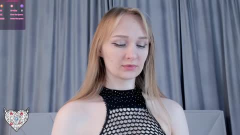 Snapshot of memento_mary chatting on February 2025 02:34:02 PM The princess of your dreams online show from February 2025 02:34:02 PM