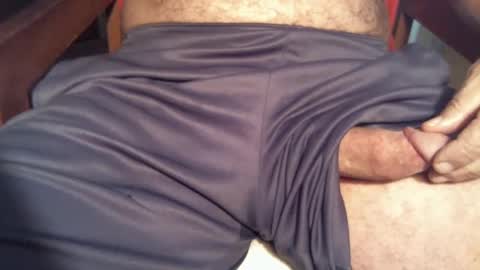 Mimis man online show from October 2025 05:55:02 PM