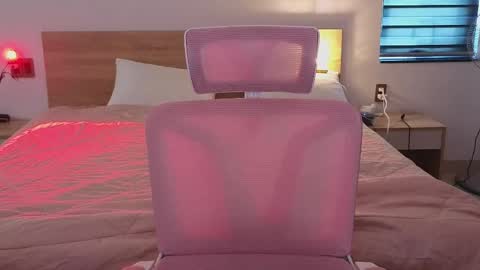 Mencialo online show from April 2026 07:15:02 AM