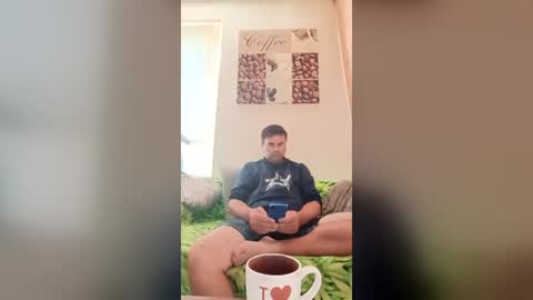 Snapshot of menlav72 chatting on July 2026 04:22:01 PM menlav72 online show from July 2026 04:22:01 PM