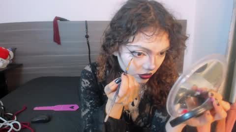  CRISTAL  online show from April 2026 01:48:02 PM