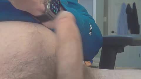 Snapshot of menuke chatting on January 2025 12:54:02 AM Manuke online show from January 2025 12:54:02 AM