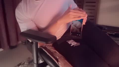 meow609 online show from November 2025 05:35:01 PM