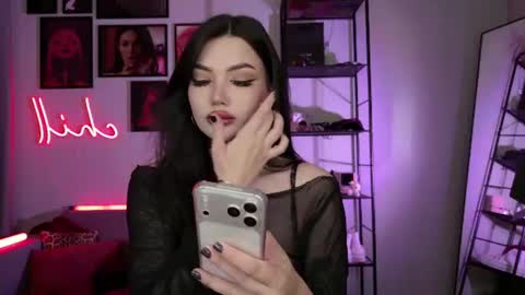 Snapshot of meow__baby chatting on June 2026 05:27:01 PM Amy Meow online show from June 2026 05:27:01 PM