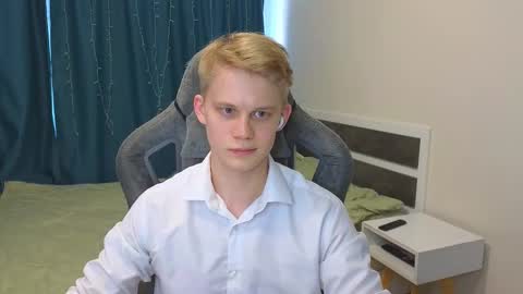 Mickey online show from December 2025 09:35:02 AM