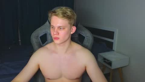 Mickey online show from March 2026 07:32:02 PM