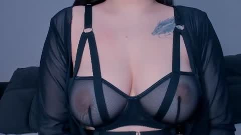 Snapshot of meow_rinnie chatting on July 2026 10:17:02 AM My links --- online show from July 2026 10:17:02 AM