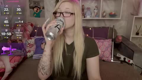 MeowkaKitty online show from January 2026 02:58:02 AM