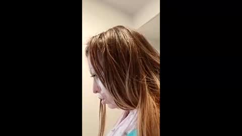 Snapshot of meowzers777 chatting on December 2025 09:08:02 PM meowzers777 online show from December 2025 09:08:02 PM