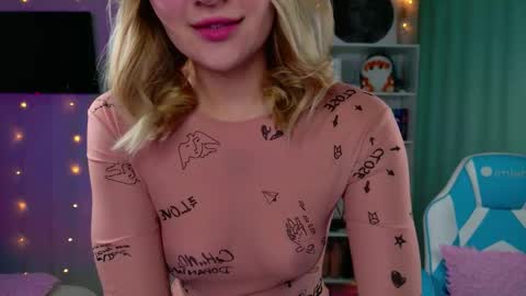 Molly online show from January 2026 04:16:01 AM