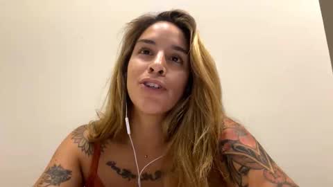 mercynarez online show from March 2026 01:06:01 PM