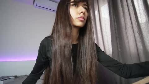 meriannabell online show from October 2025 11:31:02 AM