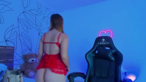 merida06 online show from November 2025 03:50:01 AM