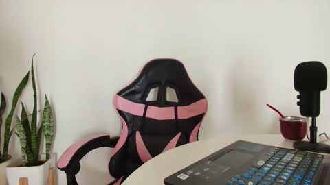 Snapshot of merida__freckles chatting on March 2026 03:38:02 PM Miss Freckles online show from March 2026 03:38:02 PM