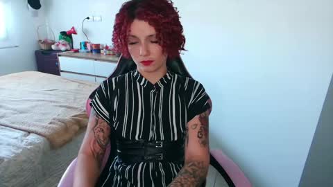 Miss Freckles online show from May 2026 07:18:01 PM