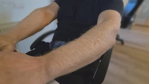 meridian132 online show from November 2025 03:22:01 PM