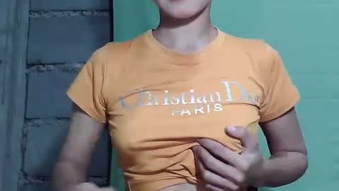 merietiny online show from February 2025 06:51:01 AM