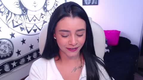 Merilyn  online show from October 2025 09:05:02 PM