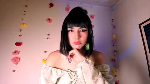 Snapshot of merlynn_ chatting on December 2024 09:15:02 PM Diane 3 online show from December 2024 09:15:02 PM