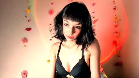 Snapshot of merlynn_ chatting on January 2025 07:08:01 AM Diane 3 online show from January 2025 07:08:01 AM