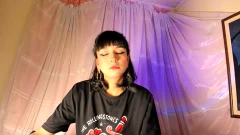 Snapshot of merlynn_ chatting on February 2025 06:43:02 AM Diane 3 online show from February 2025 06:43:02 AM