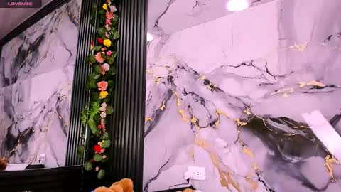 Snapshot of merlynn_ chatting on September 2025 03:49:01 AM Diane 3 online show from September 2025 03:49:01 AM