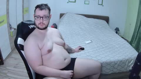 King and Queen online show from April 2026 08:28:01 PM