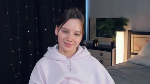 Lollita online show from March 2025 11:07:02 AM